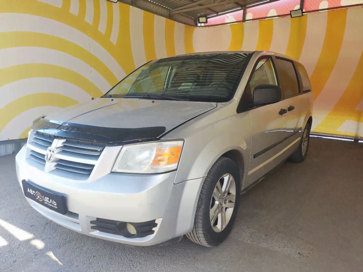 Dodge Grand Caravan, 2008 год-0