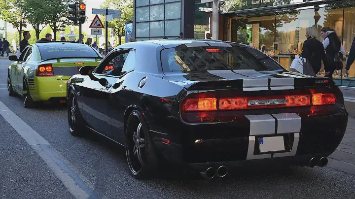 Dodge Challenger SRT8 w/ Custom exhaust - LOUD REVS & BURNOUT!!!