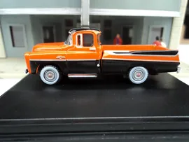 Oxford 1957 DODGE D100 Sweptside Pickup Orange Black 1/87 HO diecast