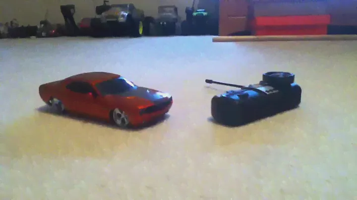 Maisto tech 2005 Dodge challenger concept car reviewed by rcmen13